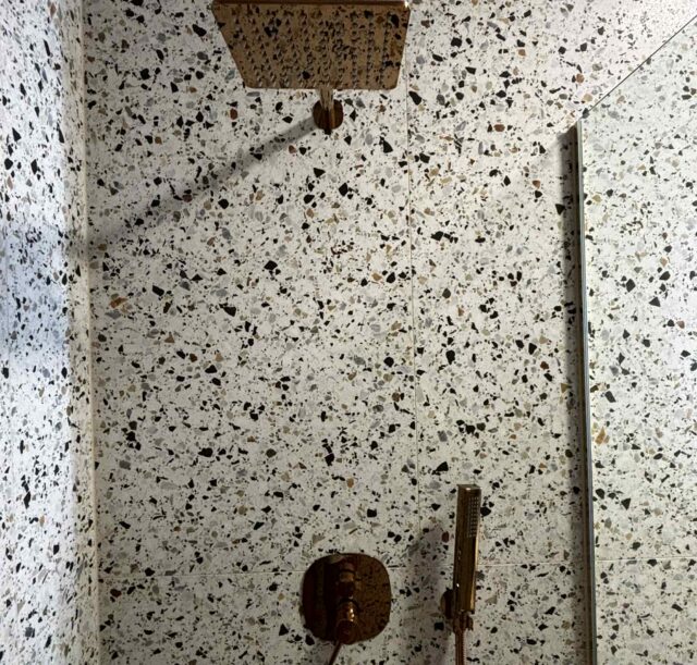 a9c39840-edf1-4c8c-87b2-b98983e85816